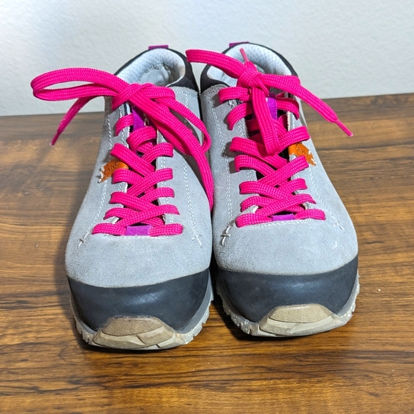 Aku Sneaker Women 7 Bellamont III FG Vibram Gray/Pink Trail Hiking - Picture 1 of 9